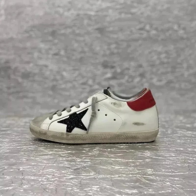 Golden Goose Sneakers Superstar low-top with star appliqué — 32