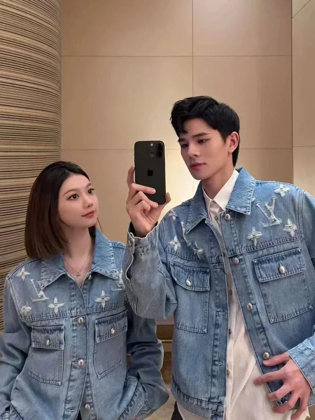 Louis Vuitton Matching Sets Printed Denim Jacket and Jeans Set product detail image 9