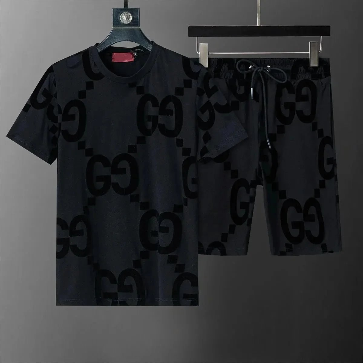 Dior Matching Sets Short-Sleeve T-Shirt and Drawstring Shorts Set — 21