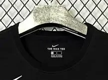 Nike T-Shirts Graphic Crew-Neck product detail image 4