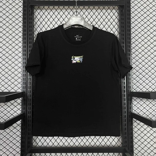 Nike T-Shirts Graphic Crew-Neck product detail image 6