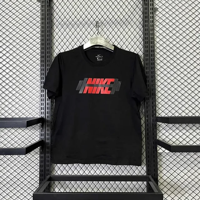 Nike T-Shirts Graphic Crew-Neck product detail image 9