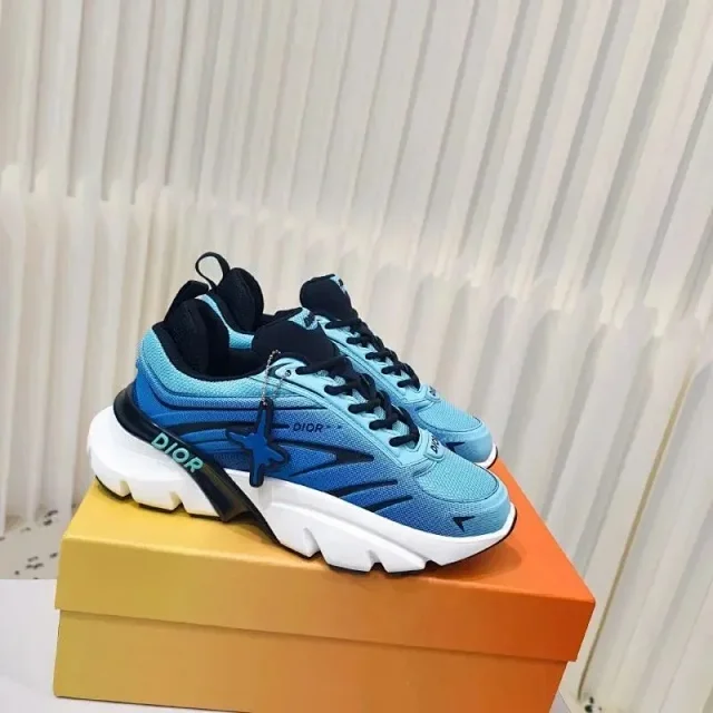 Dior Sneakers B44 product detail image 1