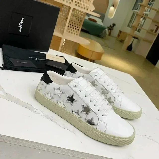 Saint Laurent Sneakers Low-top lace-up product detail image 3