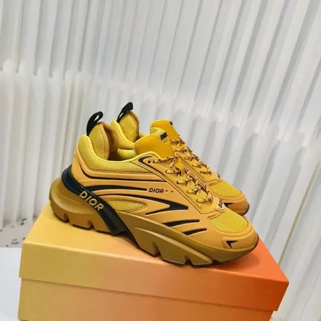 Dior Sneakers B44 product detail image 7