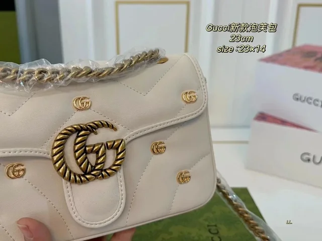 Gucci Crossbody Bags Quilted GG-logo chain flap bag product detail image 4