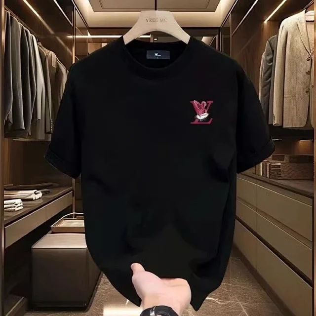 Louis Vuitton T-Shirts Rabbit Graphic Print Crewneck product detail image 3