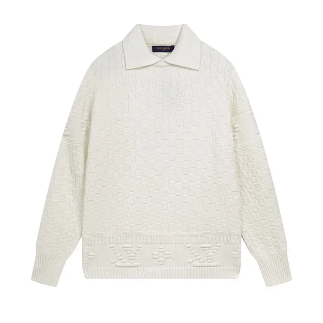 Louis Vuitton Hoodies & Sweatshirts Graphic hooded and crewneck product detail image 4