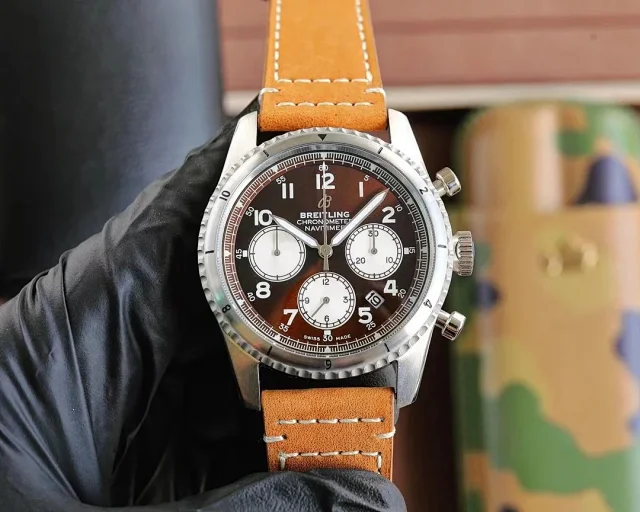 Breitling Super Avenger and Navitimer chronograph watches product detail image 7