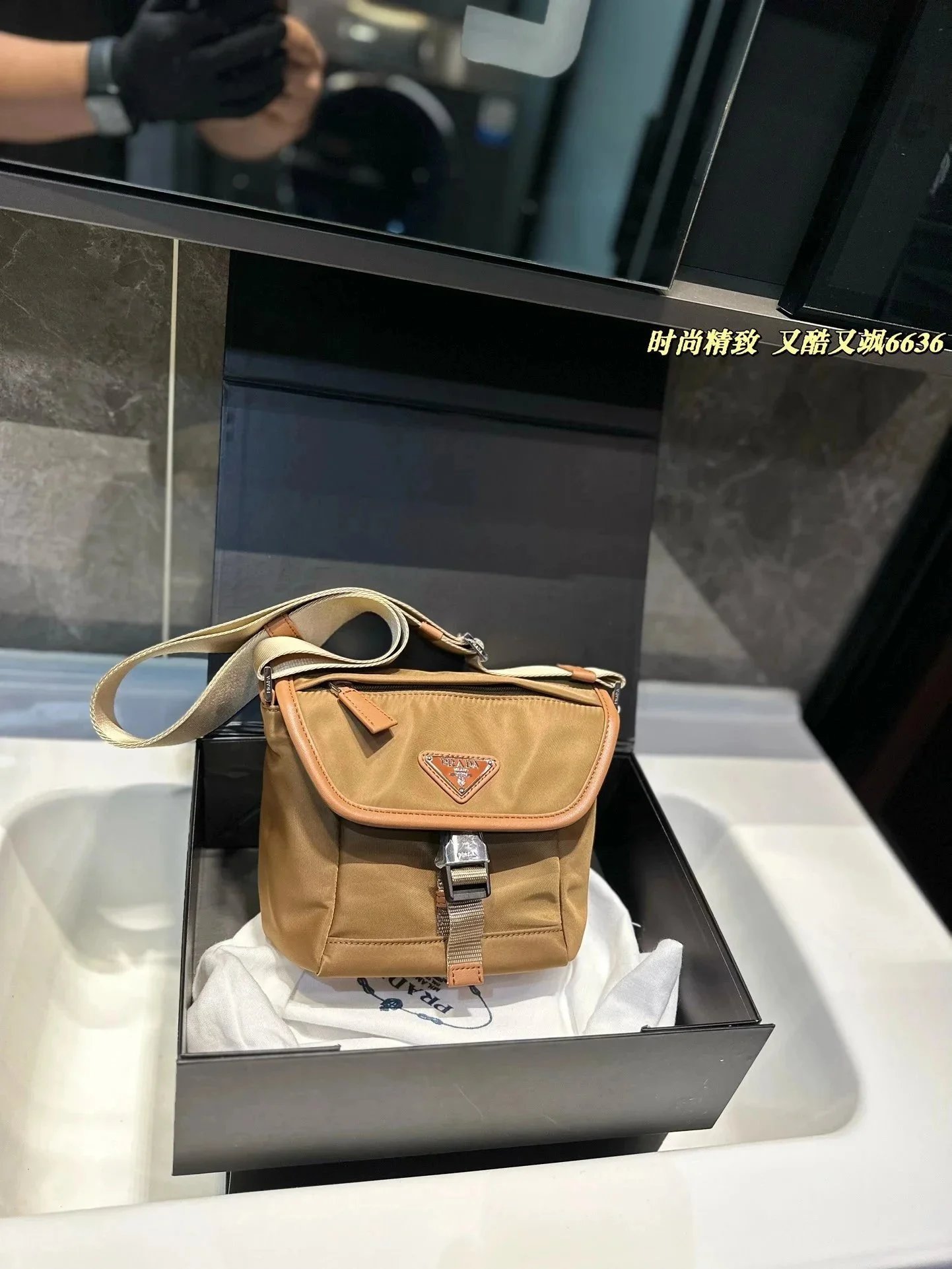 050404042-4（Size：16*15*8cm）