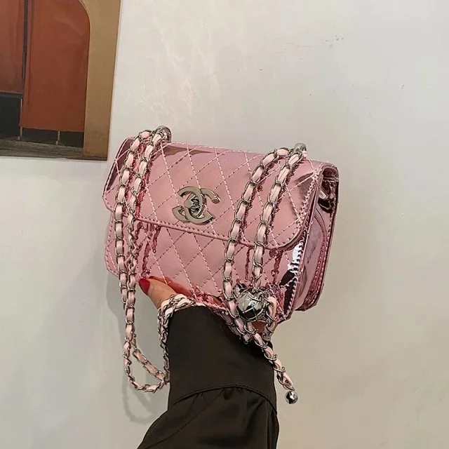 Chanel Crossbody Bags Diamond-Quilted Patent Chain Strap product detail image 2