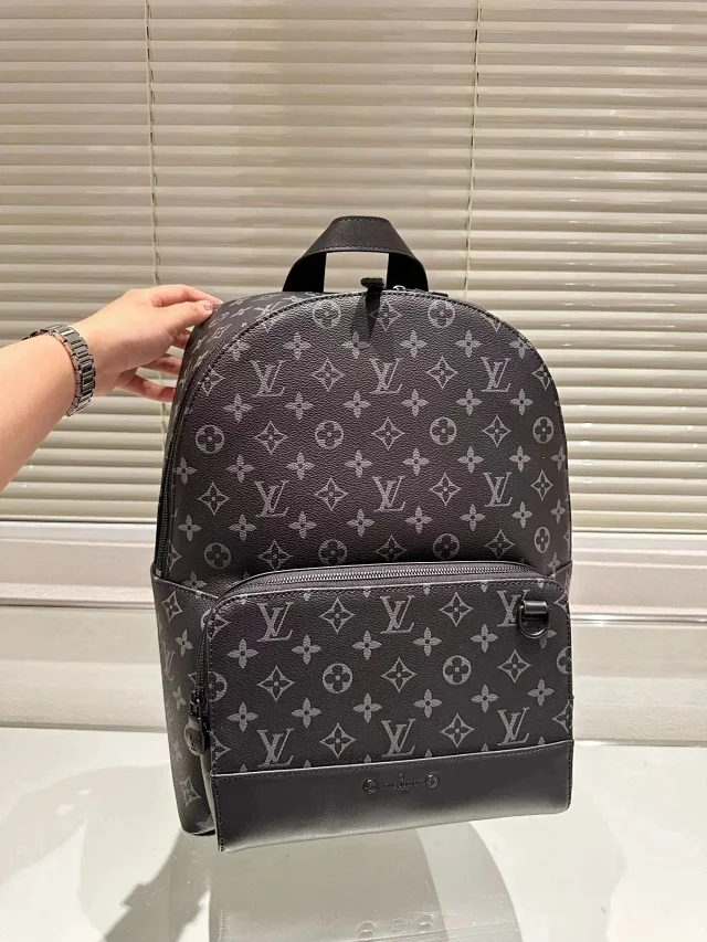 Louis Vuitton Backpacks Monogram backpack with front zip pocket product detail image 5