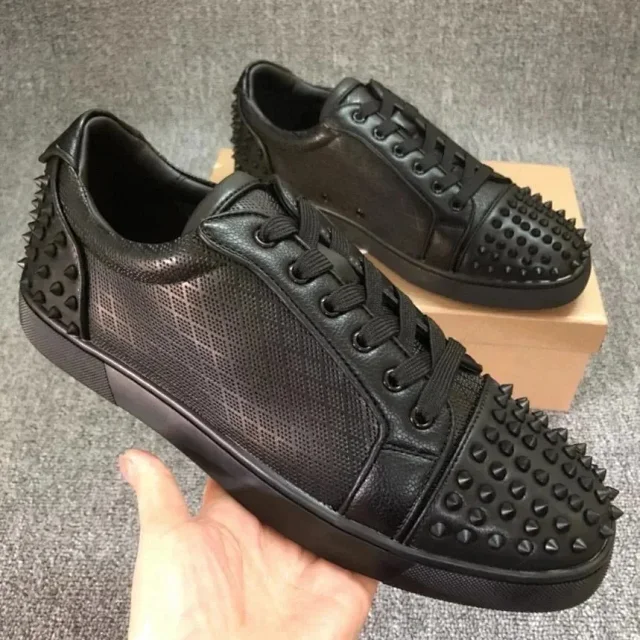 Christian Louboutin Sneakers Louis Junior Spikes low-top product detail image 2