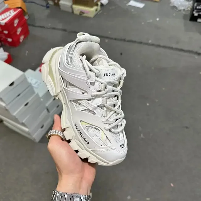 Balenciaga Sneakers Track product detail image 8