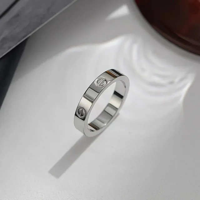 Unbranded Jewelry Screw Motif Band Ring product detail image 2
