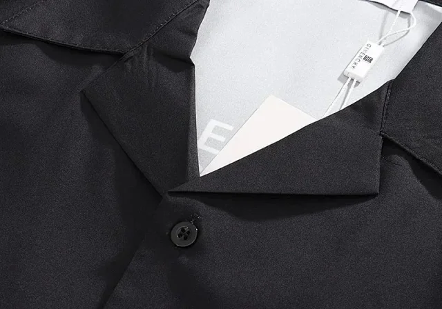 Givenchy Shirts Short-Sleeve Logo Print Button-Up Shirt product detail image 8