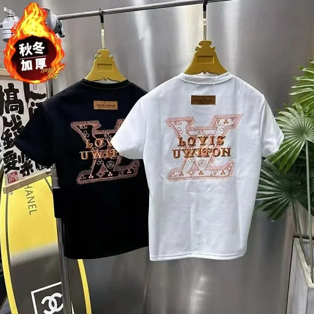 Unbranded T-Shirts Short-Sleeve T-Shirt with Embroidered Monogram Design product detail image 1