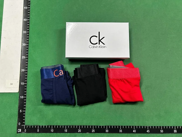 Calvin Klein Underwear Men's boxer briefs product detail image 8