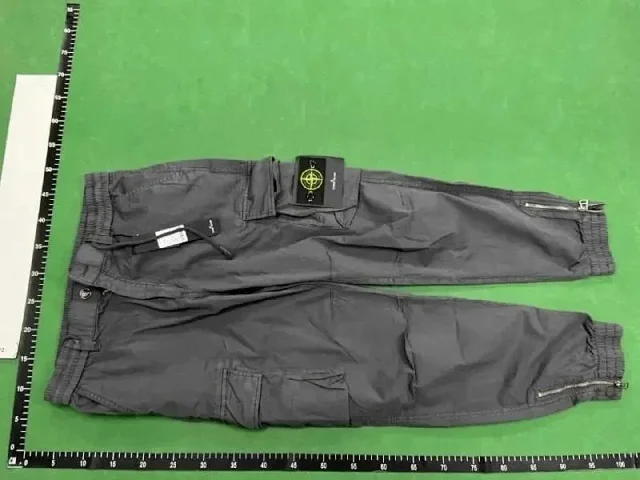 Stone Island Trousers Cargo jogger with elastic cuffs product detail image 4