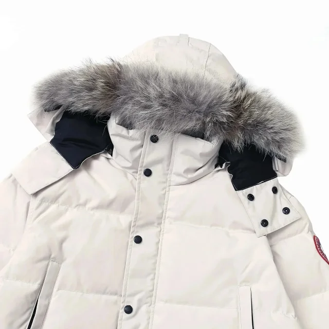 Canada Goose Down Jackets Fur-trim hooded quilted parka product detail image 2