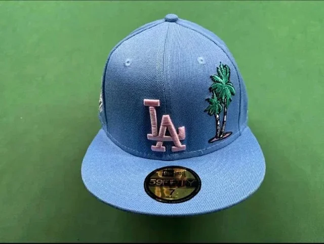 New Era Hats 59FIFTY fitted flat-brim baseball caps with embroidered MLB team logos and commemorative patches product detail image 6
