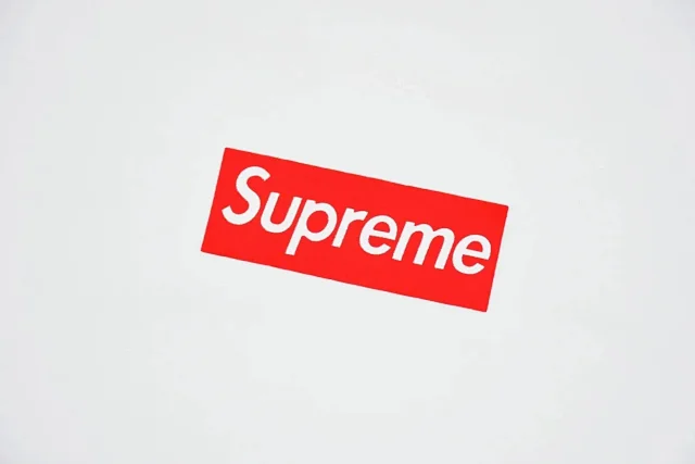 Supreme T-Shirts Short-Sleeve Box Logo Print product detail image 3