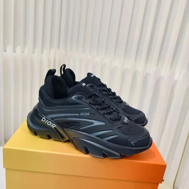 Dior Sneakers B44 product detail image 8