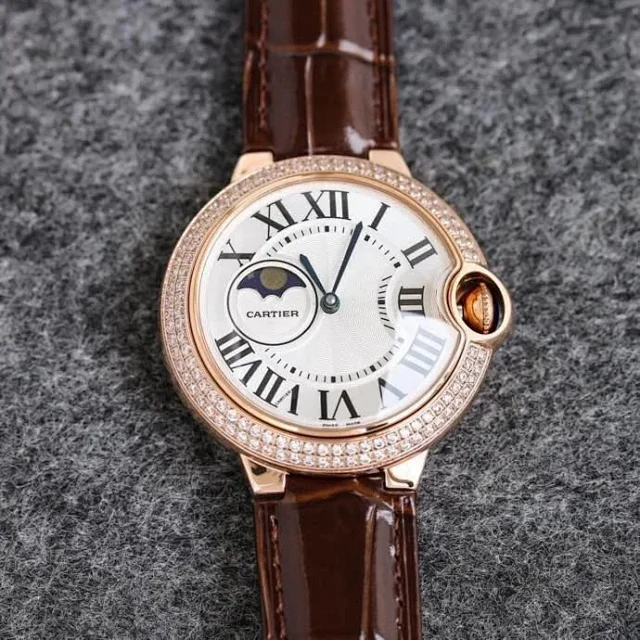 Cartier Watches Ballon Bleu de Moon Phase Watch product detail image 4