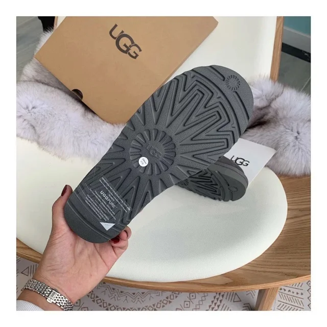 UGG Boots Shearling-Lined Ankle product detail image 27