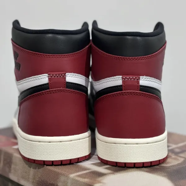 Air Jordan 1 High OG Pine Green Sneakers - 10