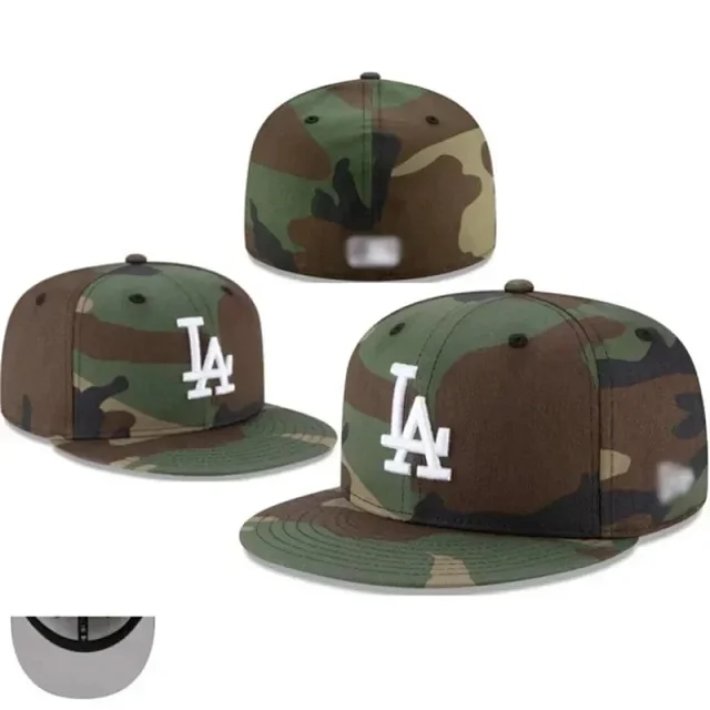 New Era Hats 59FIFTY-style flat-brim fitted baseball caps with embroidered team logos product detail image 4
