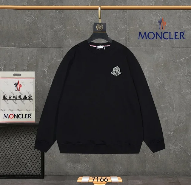 Moncler Hoodies & Sweatshirts Crewneck Sweatshirt product detail image 4