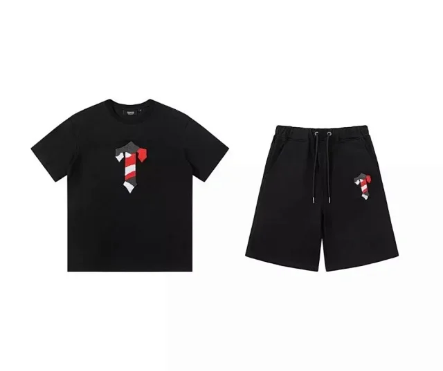 Trapstar Matching Sets Graphic T-Shirt and Shorts Set product detail image 9