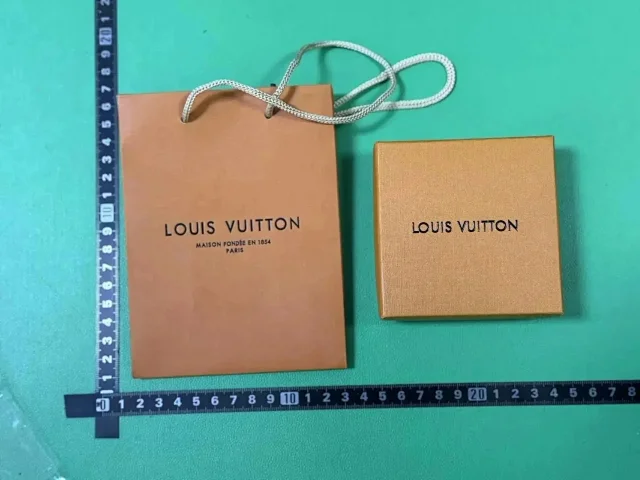 Louis Vuitton Jewelry Charm Bracelet product detail image 5