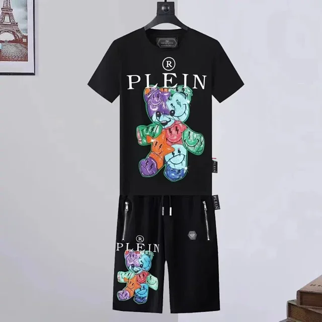 Philipp Plein Matching Sets Graphic T-Shirt and Shorts Set product detail image 4