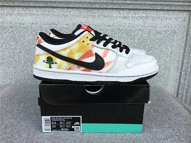 Nike Dunk Low Sneakers product detail image 4