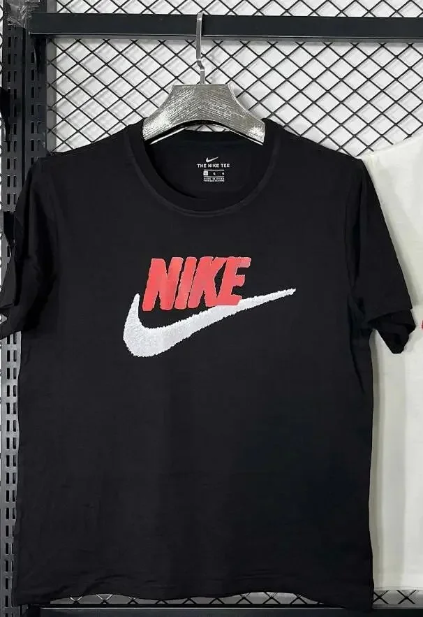 Nike T-Shirts Short-Sleeve Graphic Print T-Shirt product detail image 8