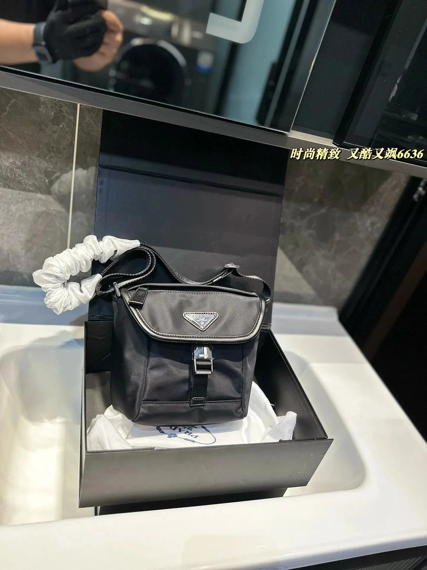 050404042-2（Size：16*15*8cm）