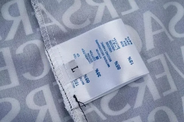 Versace Matching Sets Short-Sleeve Printed Shirt and Shorts Set product detail image 10