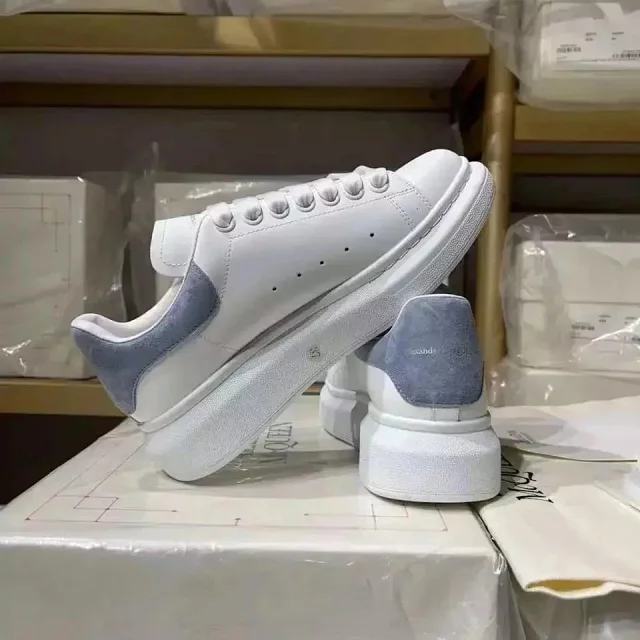 Alexander McQueen Sneakers Oversized low-top product detail image 4