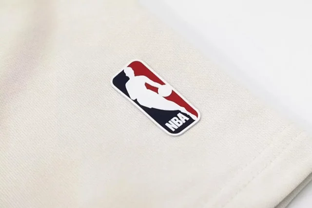 Fear of God Shorts ESSENTIALS Logo Drawstring product detail image 7