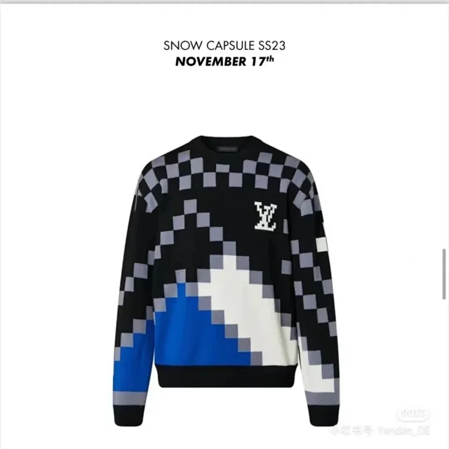 Louis Vuitton Hoodies & Sweatshirts Graphic hooded and crewneck product detail image 3