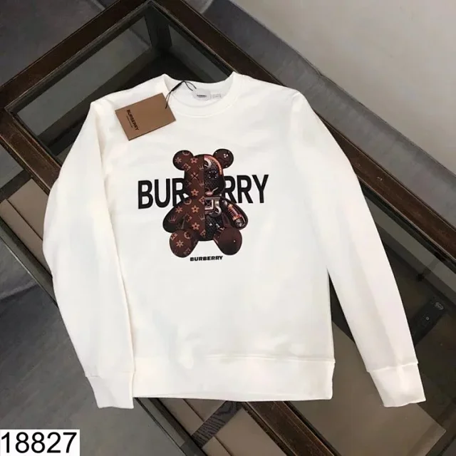 Burberry Hoodies & Sweatshirts Crewneck graphic sweatshirt product detail image 5