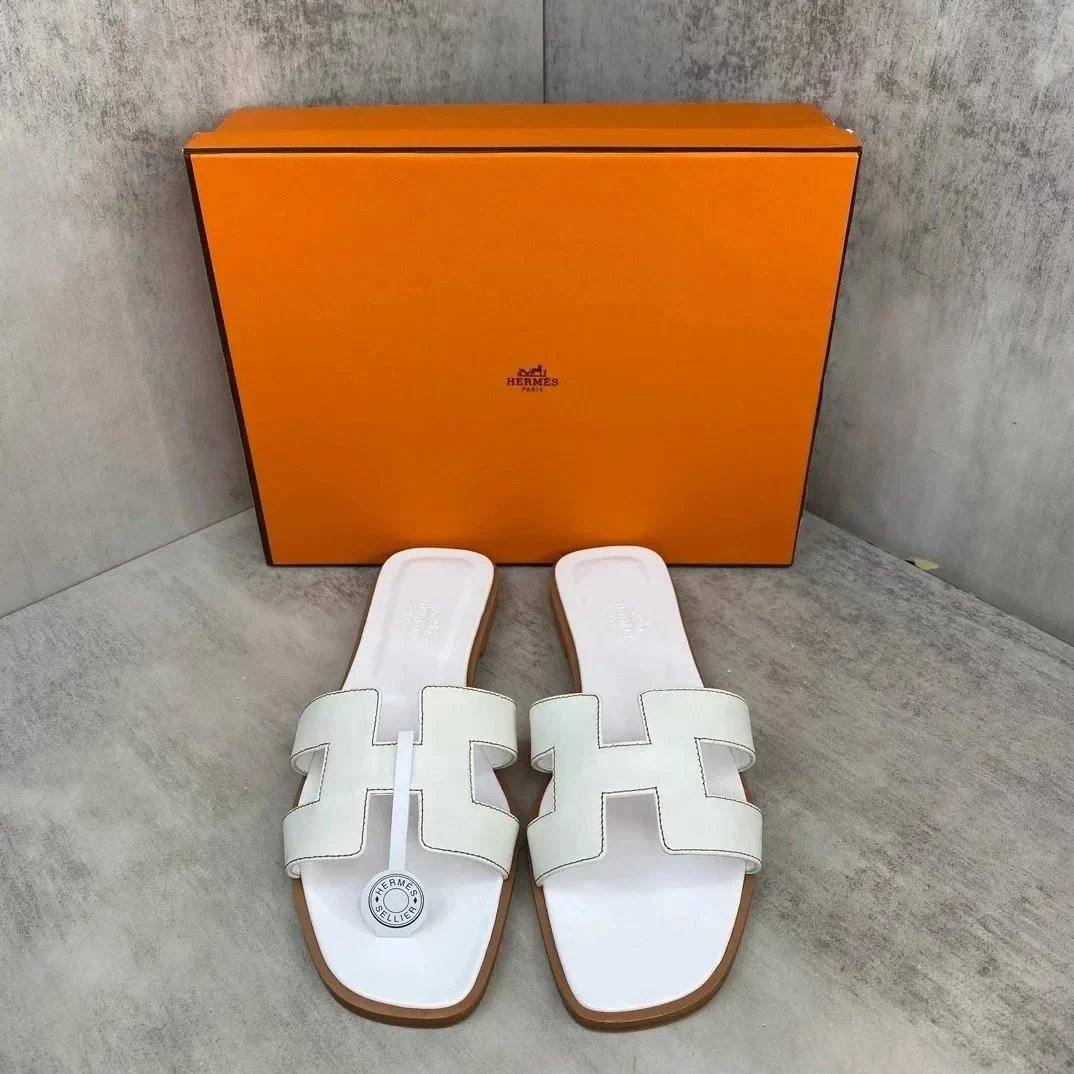 Hermès Slippers Oran H-cut slide sandals image 4