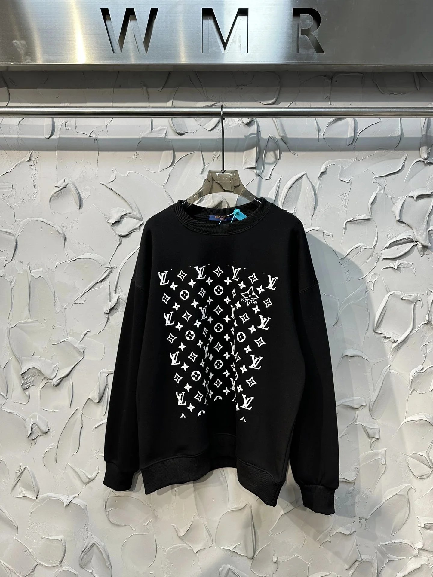 Louis Vuitton Hoodies & Sweatshirts Logo-print and crewneck — 25