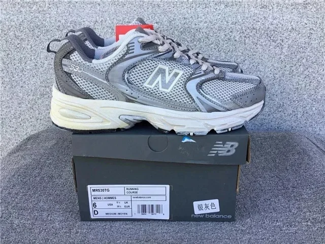 New Balance Sneakers 550 product detail image 8