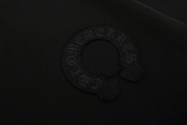 Chrome Hearts Hoodies & Sweatshirts Crewneck Graphic Sweatshirt product detail image 3