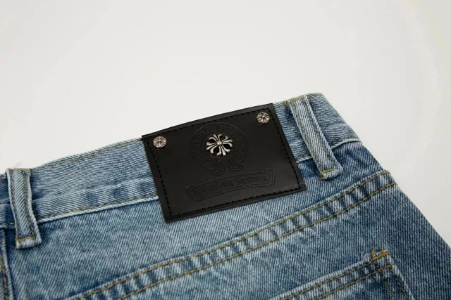 Unbranded Jeans Straight-leg with cross patches and graphic print product detail image 4