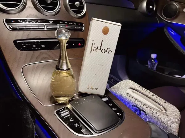 Dior J'adore Eau de Parfum Bottle and Box with Chanel Crystal Tissue Box Cover - 1