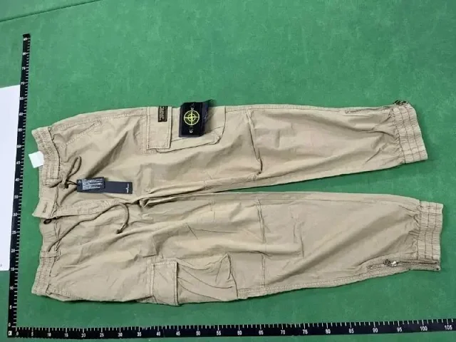 Stone Island Trousers Cargo jogger with elastic cuffs product detail image 2